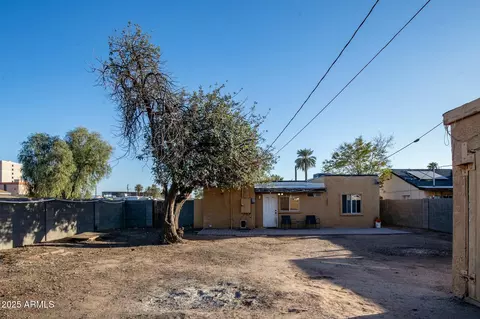 Exterior - 3754 E Taylor St, Phoenix, AZ 85008 photo 6 of 8