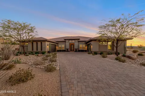 8705 E Granite Pass Rd, Scottsdale, AZ 85266