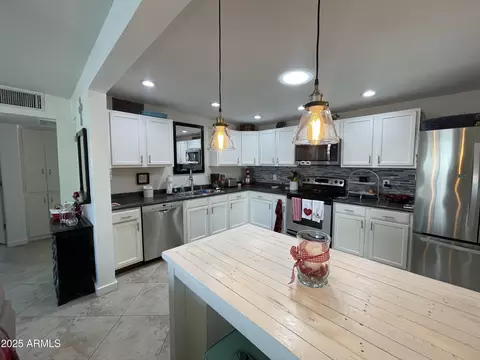 5205 N 8th Pl, Phoenix, AZ 85014 photo 10