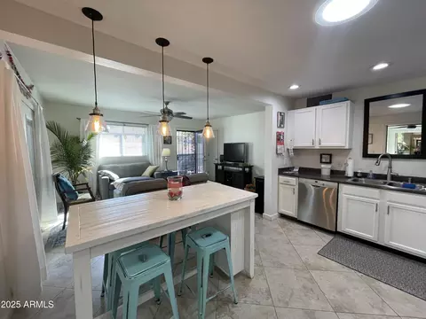 5205 N 8th Pl, Phoenix, AZ 85014 photo 11
