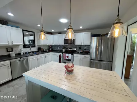 5205 N 8th Pl, Phoenix, AZ 85014 photo 9