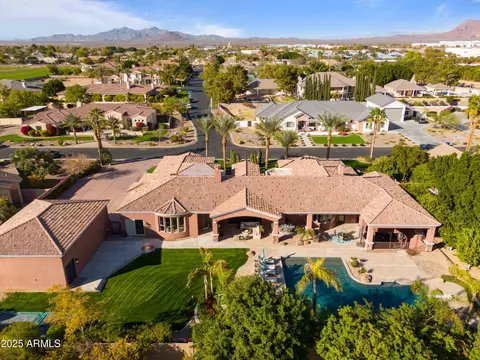 View/Area - 3937 E Norcroft Cir, Mesa, AZ 85215 photo 5 of 20