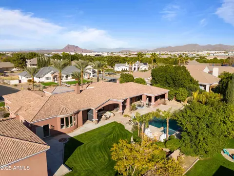 View/Area - 3937 E Norcroft Cir, Mesa, AZ 85215 photo 6 of 20