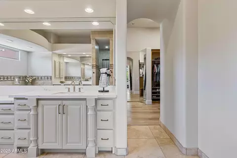 Bath - 3937 E Norcroft Cir, Mesa, AZ 85215 photo 3 of 7