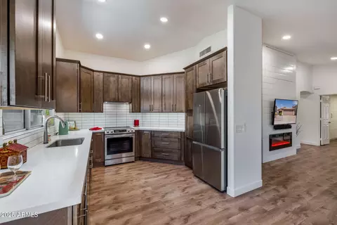 4102 E Meadow Dr, Phoenix, AZ 85032 photo 12