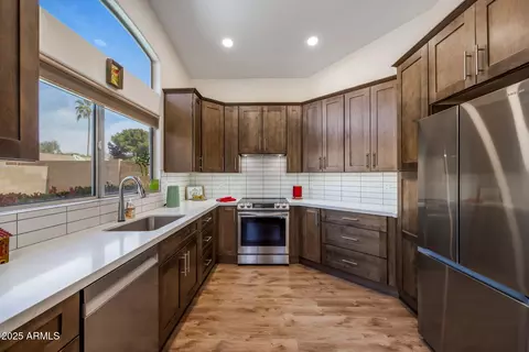 4102 E Meadow Dr, Phoenix, AZ 85032 photo 11
