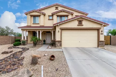 17263 W Fetlock Trl, Surprise, AZ 85387