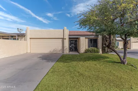 2212 W Claremont St, Phoenix, AZ 85015