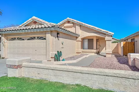 5726 W Mercury Way, Chandler, AZ 85226