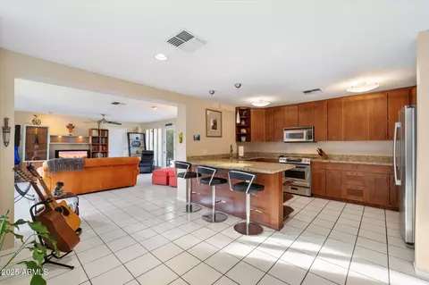 Kitchen - 7334 N 7th Ave, Phoenix, AZ 85021 photo 1 of 4