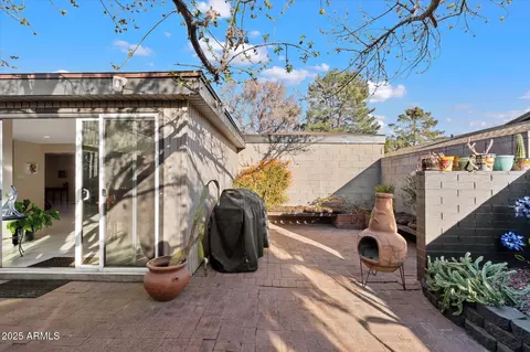 Exterior - 7334 N 7th Ave, Phoenix, AZ 85021 photo 6 of 17