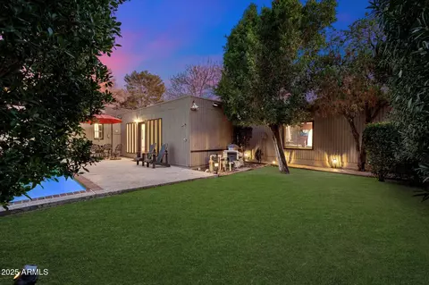 Exterior - 7334 N 7th Ave, Phoenix, AZ 85021 photo 15 of 17