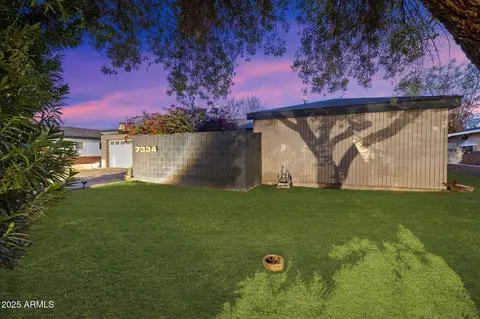 Exterior - 7334 N 7th Ave, Phoenix, AZ 85021 photo 9 of 17