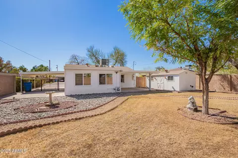 Exterior - 1716 W Weldon Ave, Phoenix, AZ 85015 photo 4 of 7