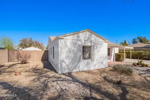 Exterior - 1716 W Weldon Ave, Phoenix, AZ 85015 photo 1 of 7