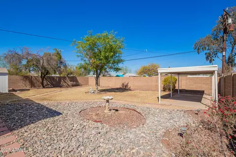 Exterior - 1716 W Weldon Ave, Phoenix, AZ 85015 photo 5 of 7
