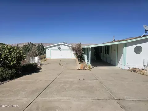 265 Myrtle Dr, Page, AZ 86040 photo 2