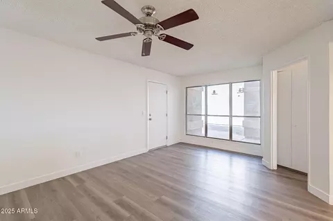 Living - 433 E Utopia Rd, Phoenix, AZ 85024 photo 7 of 7