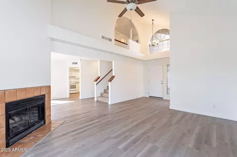 Living - 433 E Utopia Rd, Phoenix, AZ 85024 photo 3 of 7