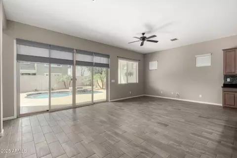 4960 S Wade Dr, Gilbert, AZ 85298 photo 6
