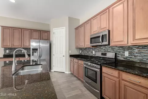 4960 S Wade Dr, Gilbert, AZ 85298 photo 13