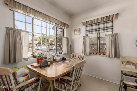 Dining - 1217 Edgemont Ave, Phoenix, AZ 85006 photo 1 of 1