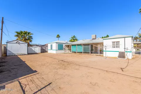 Exterior - 1217 Edgemont Ave, Phoenix, AZ 85006 photo 3 of 4