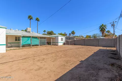 Exterior - 1217 Edgemont Ave, Phoenix, AZ 85006 photo 4 of 4