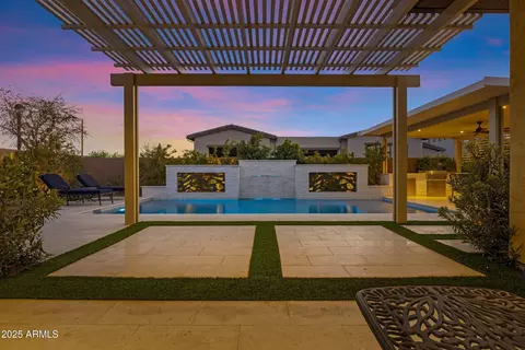 Exterior - 3947 E Austin Dr, Gilbert, AZ 85296 photo 15 of 20