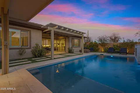 Exterior - 3947 E Austin Dr, Gilbert, AZ 85296 photo 13 of 20