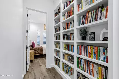 Entry Way - 3947 E Austin Dr, Gilbert, AZ 85296 photo 4 of 5