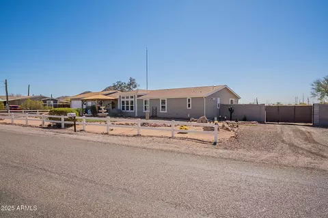 4869 E 28th Ave, Apache Junction, AZ 85119 photo 2