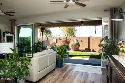 808 E Constance Way, Phoenix, AZ 85042 photo 4