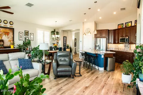 808 E Constance Way, Phoenix, AZ 85042 photo 18