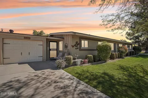 11011 N Coggins Dr, Sun City, AZ 85351