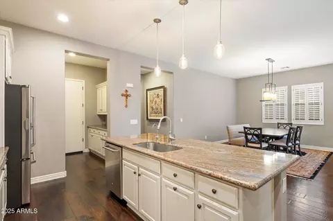4088 E Comstock Dr, Gilbert, AZ 85296 photo 8