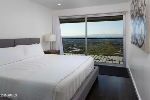 Bedroom - 4959 E Red Rock Dr, Phoenix, AZ 85018 photo 2 of 3