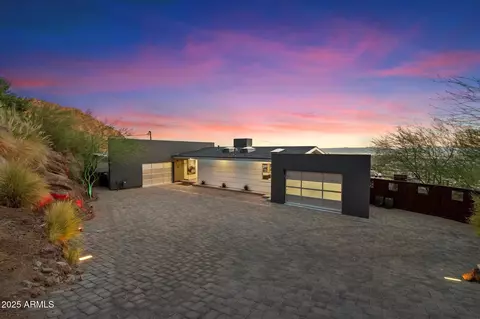 Exterior - 4959 E Red Rock Dr, Phoenix, AZ 85018 photo 1 of 8