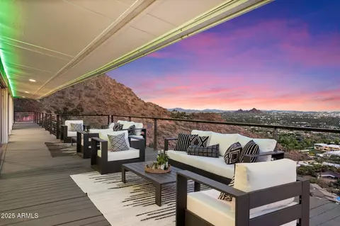 Exterior - 4959 E Red Rock Dr, Phoenix, AZ 85018 photo 4 of 8
