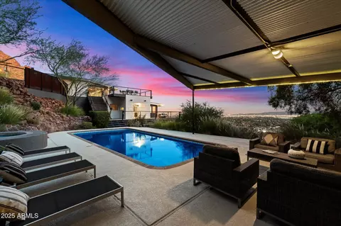 Exterior - 4959 E Red Rock Dr, Phoenix, AZ 85018 photo 5 of 8
