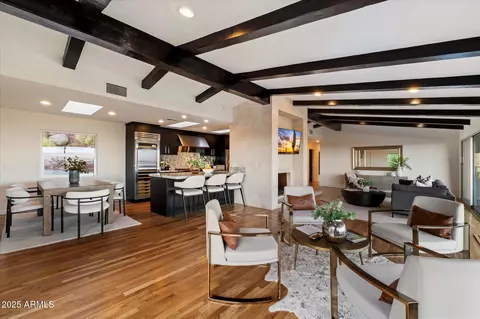 Dining - 4959 E Red Rock Dr, Phoenix, AZ 85018 photo 3 of 4
