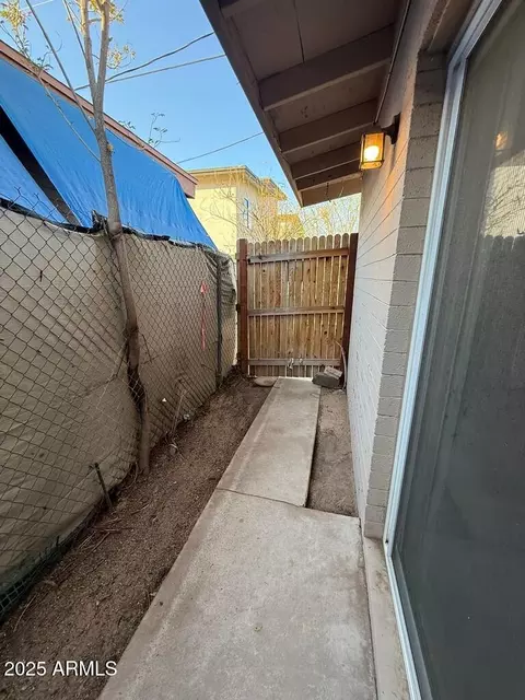 Exterior - 816 E Hazel Dr, Phoenix, AZ 85042 photo 4 of 5