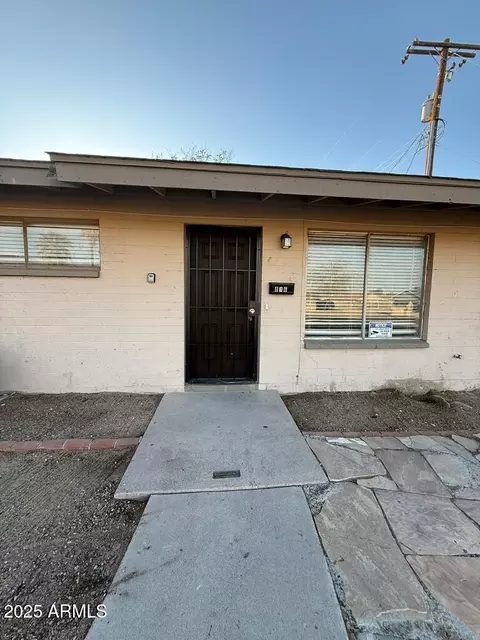Exterior - 816 E Hazel Dr, Phoenix, AZ 85042 photo 3 of 5