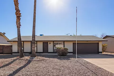 10533 W Lawrence Ln, Peoria, AZ 85345