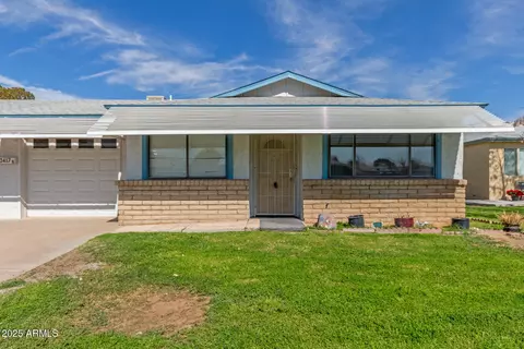 10417 N 95th Dr #B, Peoria, AZ 85345
