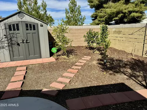 208 E Wagoner Rd, Phoenix, AZ 85022 photo 19