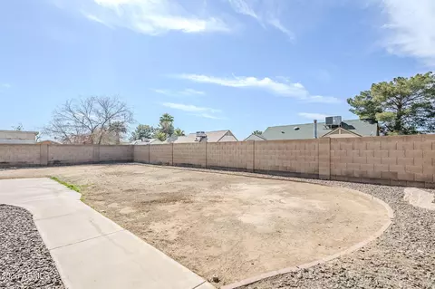 Exterior - 4702 N 87th Ave, Phoenix, AZ 85037 photo 4 of 6