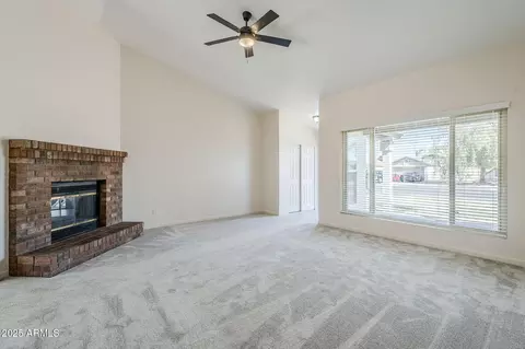 Living - 4702 N 87th Ave, Phoenix, AZ 85037 photo 1 of 2