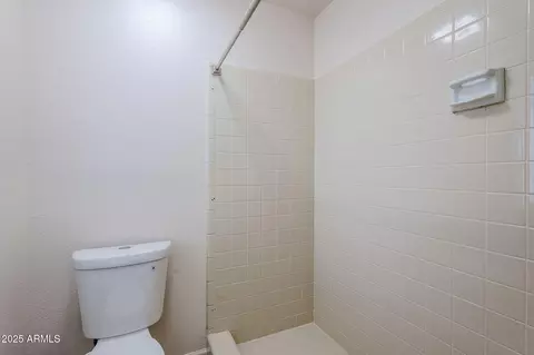 Bath - 4702 N 87th Ave, Phoenix, AZ 85037 photo 4 of 5
