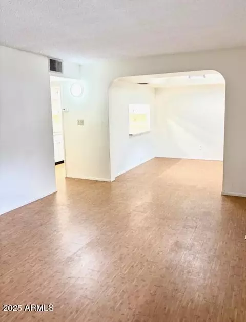 Living - 214 E Ruth Ave #107, Phoenix, AZ 85020 photo 1 of 1